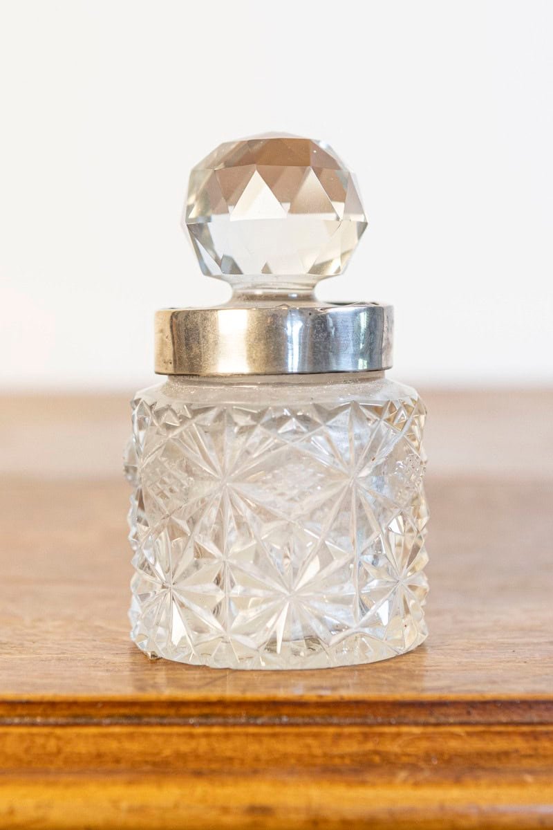 English 19th Century Crystal and Silver Jug with Diamond Motifs and Ball Stopper - JAA