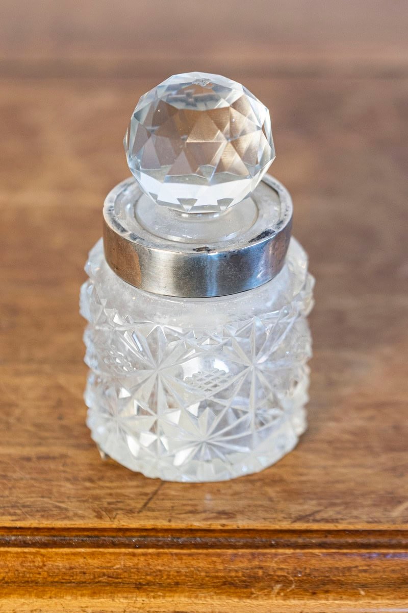 English 19th Century Crystal and Silver Jug with Diamond Motifs and Ball Stopper - JAA