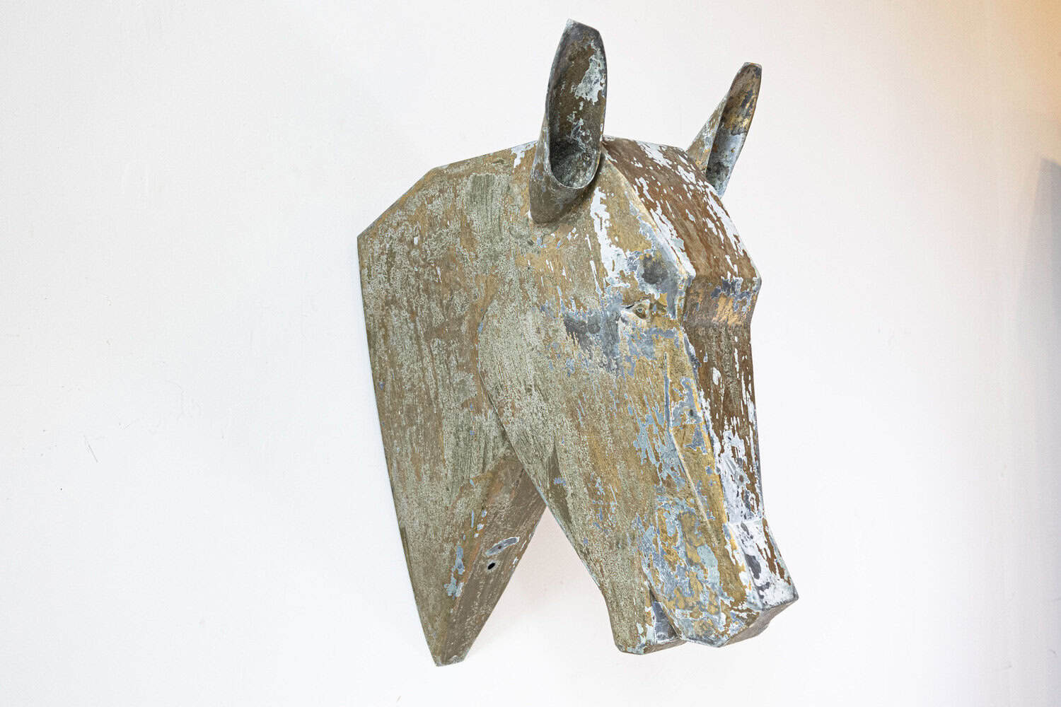 French 1890s Gilded Zinc Horse Head Sculpture with Angular Traits and Patina - JAA