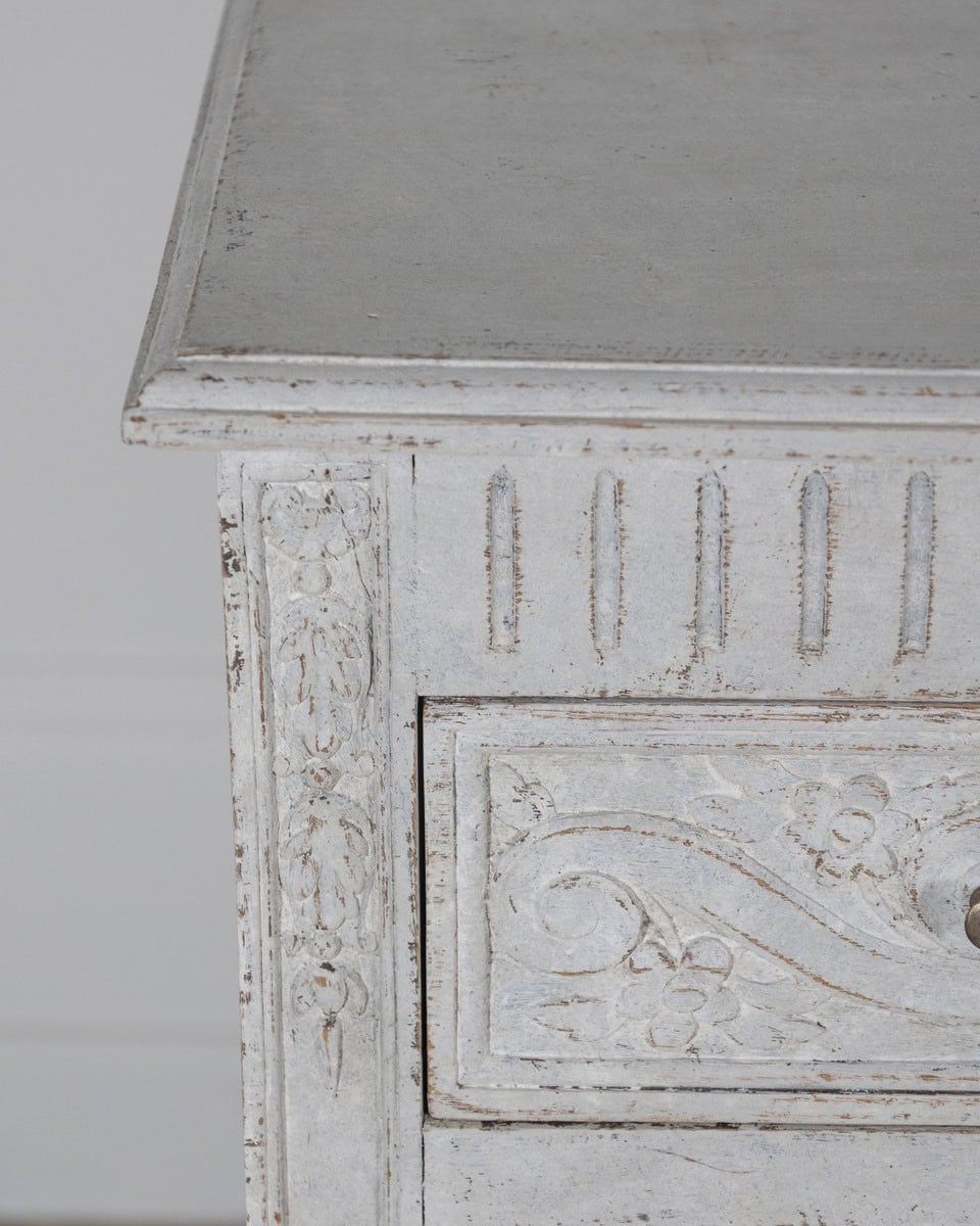 Early 20th Century French Chest of Drawers with Exceptional Craftsmanship and Brass Fittings - JAA