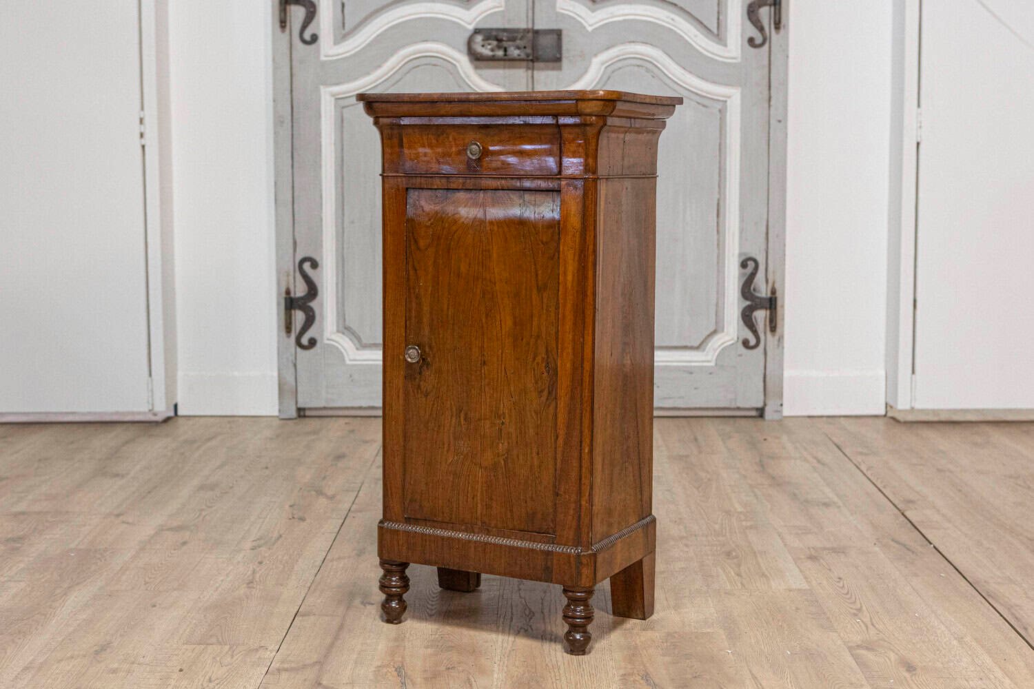 Italian 19th Century Walnut Bedside Table with Drawer over Door, Carved Motifs - JAA