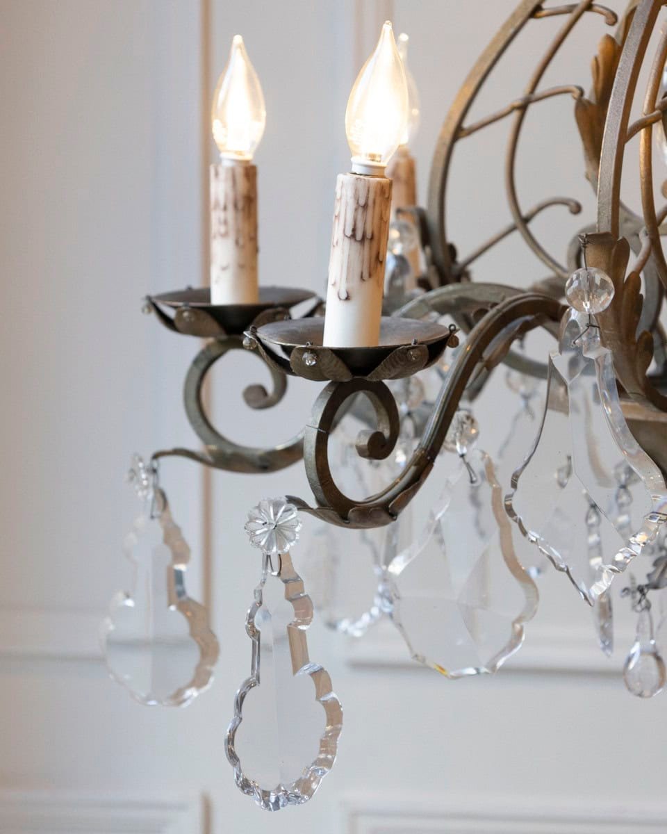 French Late 19th Century Chandelier, Circa 1895 - JAA