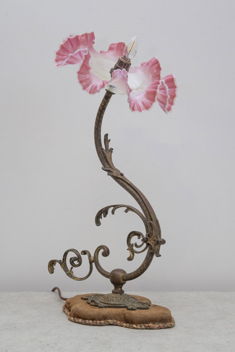 Exquisite 19th-Century French Art Nouveau Lamp with Hand-Blown Pink Ruffled Glass Shade - JAA