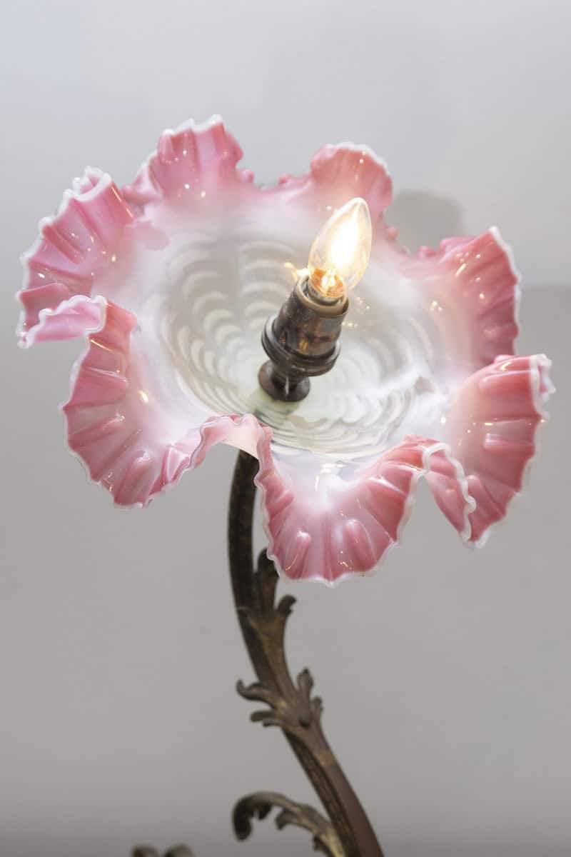 Exquisite 19th-Century French Art Nouveau Lamp with Hand-Blown Pink Ruffled Glass Shade - JAA