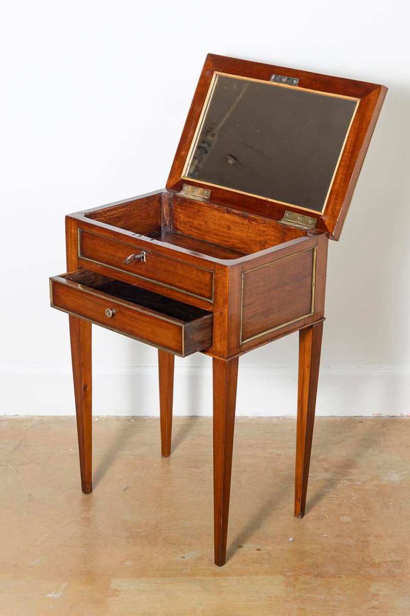 18th Century French Dressing Table - JAA