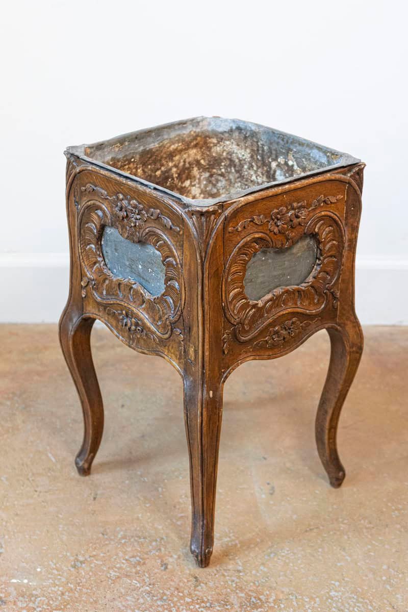French 1890s Rococo Revival Walnut Planter with Rocailles and Floral Motifs - JAA
