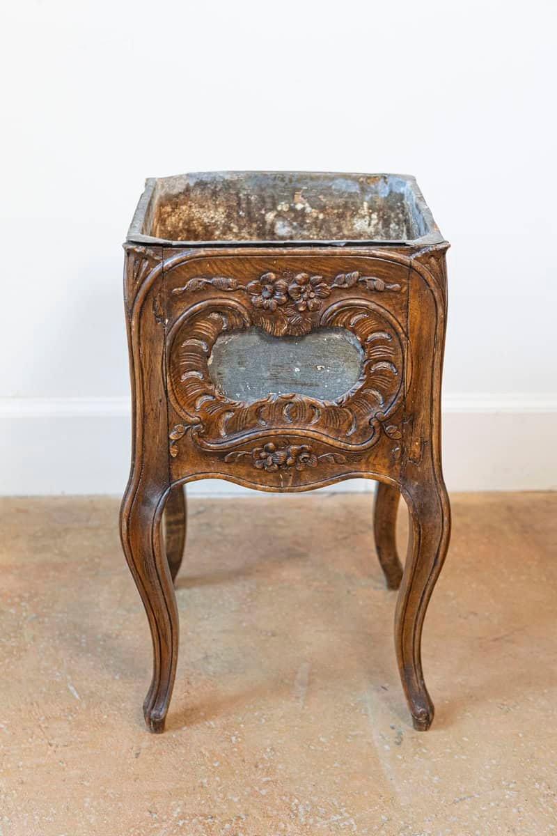 French 1890s Rococo Revival Walnut Planter with Rocailles and Floral Motifs - JAA