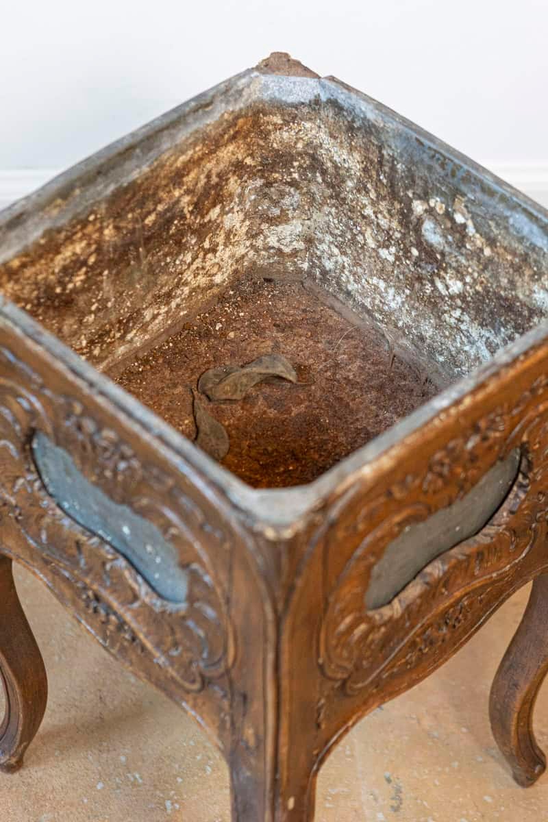 French 1890s Rococo Revival Walnut Planter with Rocailles and Floral Motifs - JAA