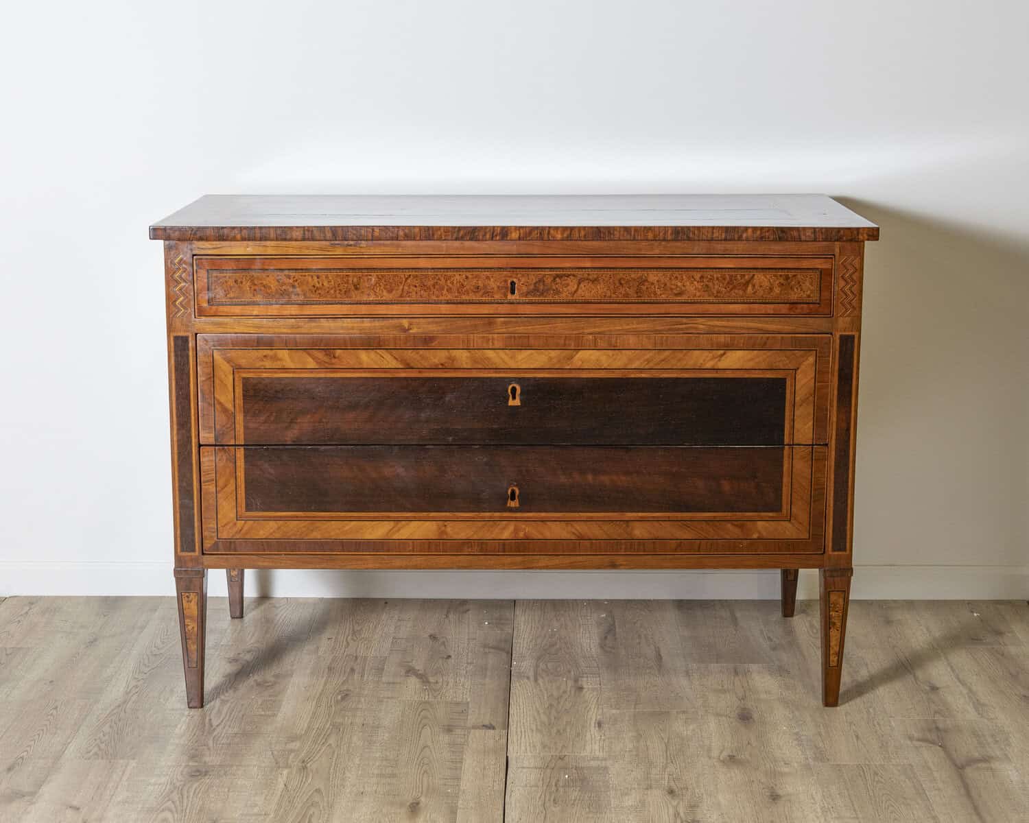 Louis XVI chest of drawers from Bologna - JAA