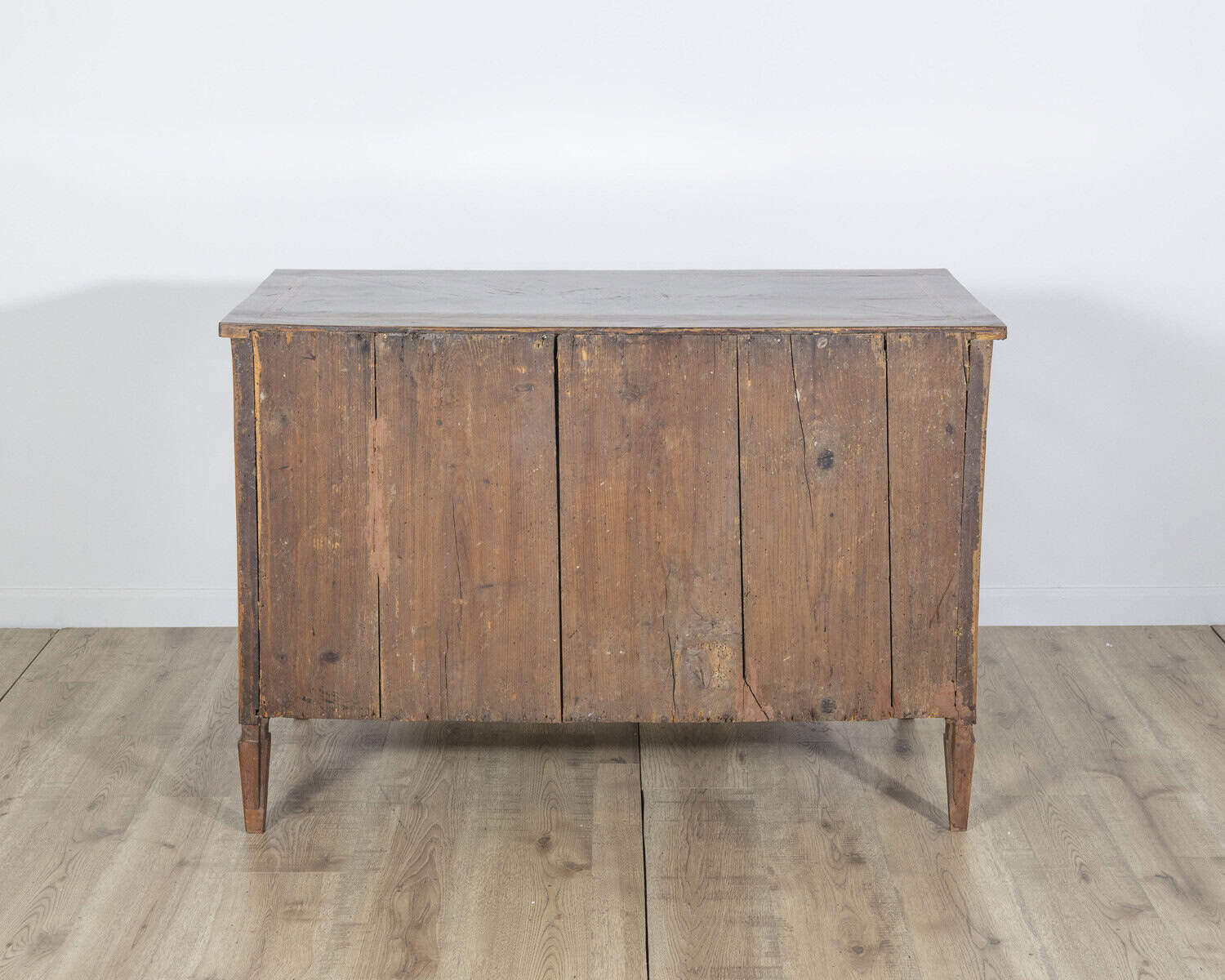 Italian Louis XVI Inlaid Chest Of Drawers - Late 18th Century - JAA