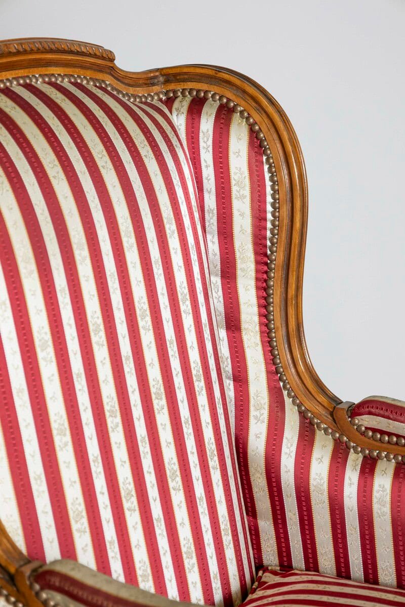 French Louis XVI Style Walnut Bergères à Oreilles with Fluted Legs, a Pair - JAA