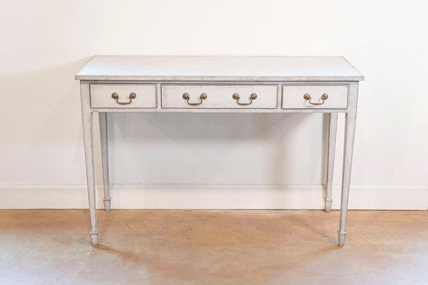 Swedish 1890s Painted Wood Console Table with Three Drawers and Tapered Legs - JAA