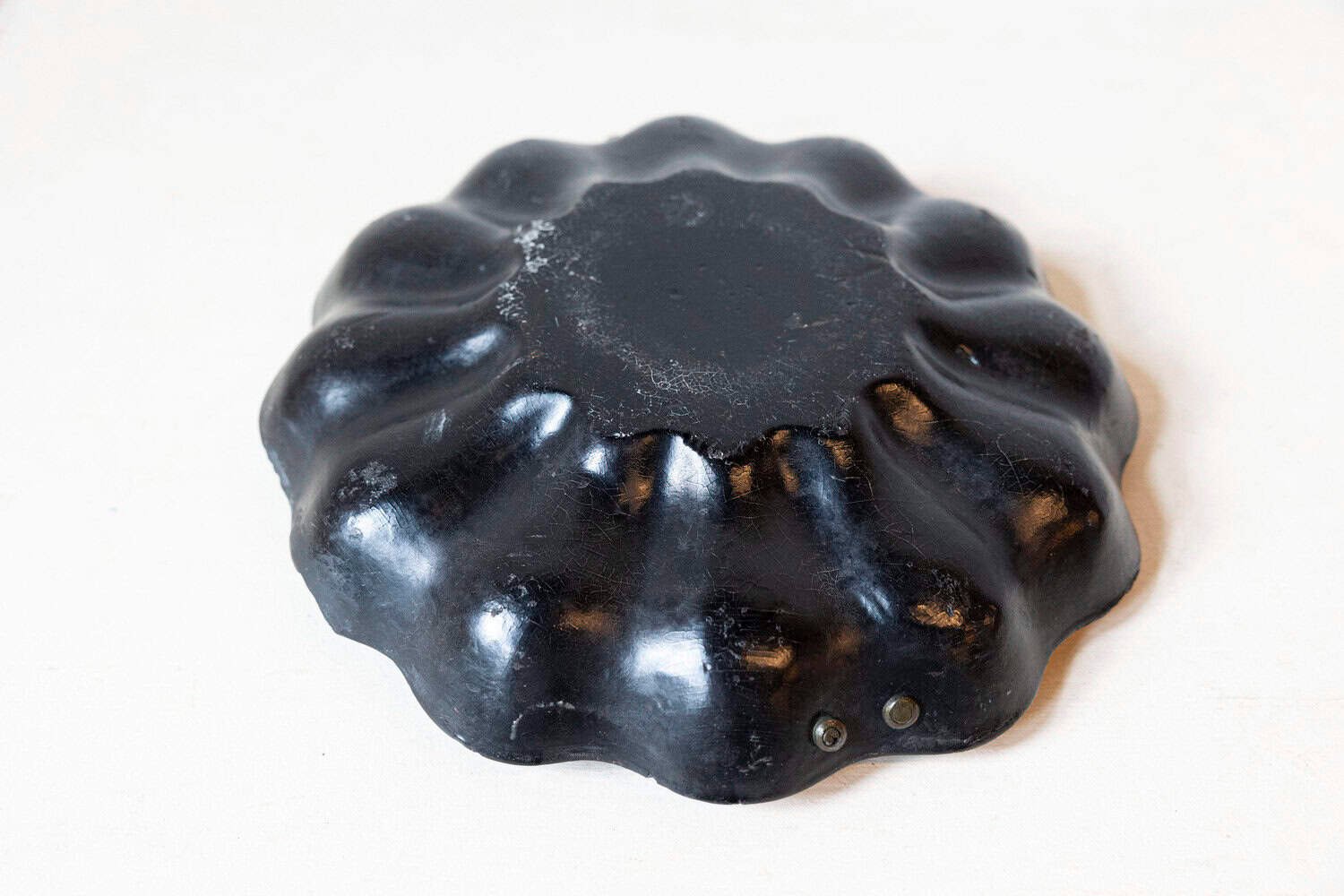 19th-Century French Toleware Basket with Gilded Floral Handle - JAA