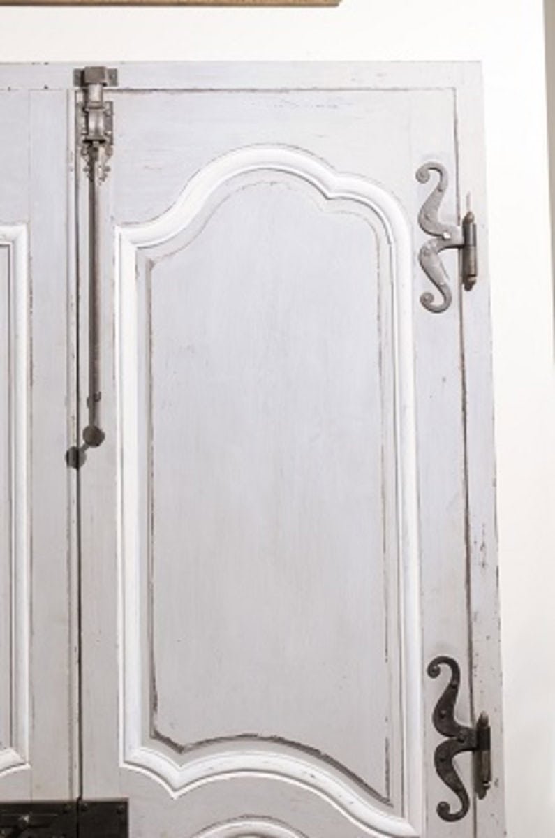 Pair of French Louis XV 1760s Painted Wood Communication Doors from Montpellier - JAA