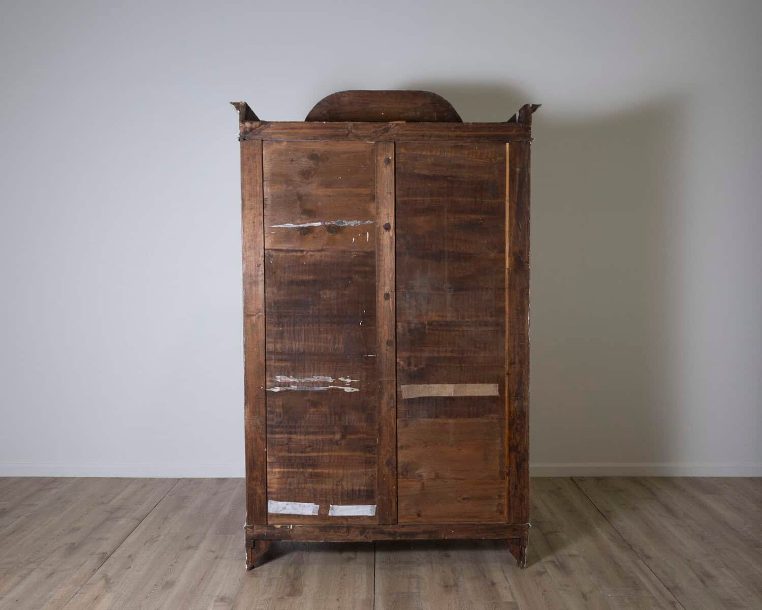 Painted Italian Wardrobe with Arched Tympanum, 19th Century - JAA