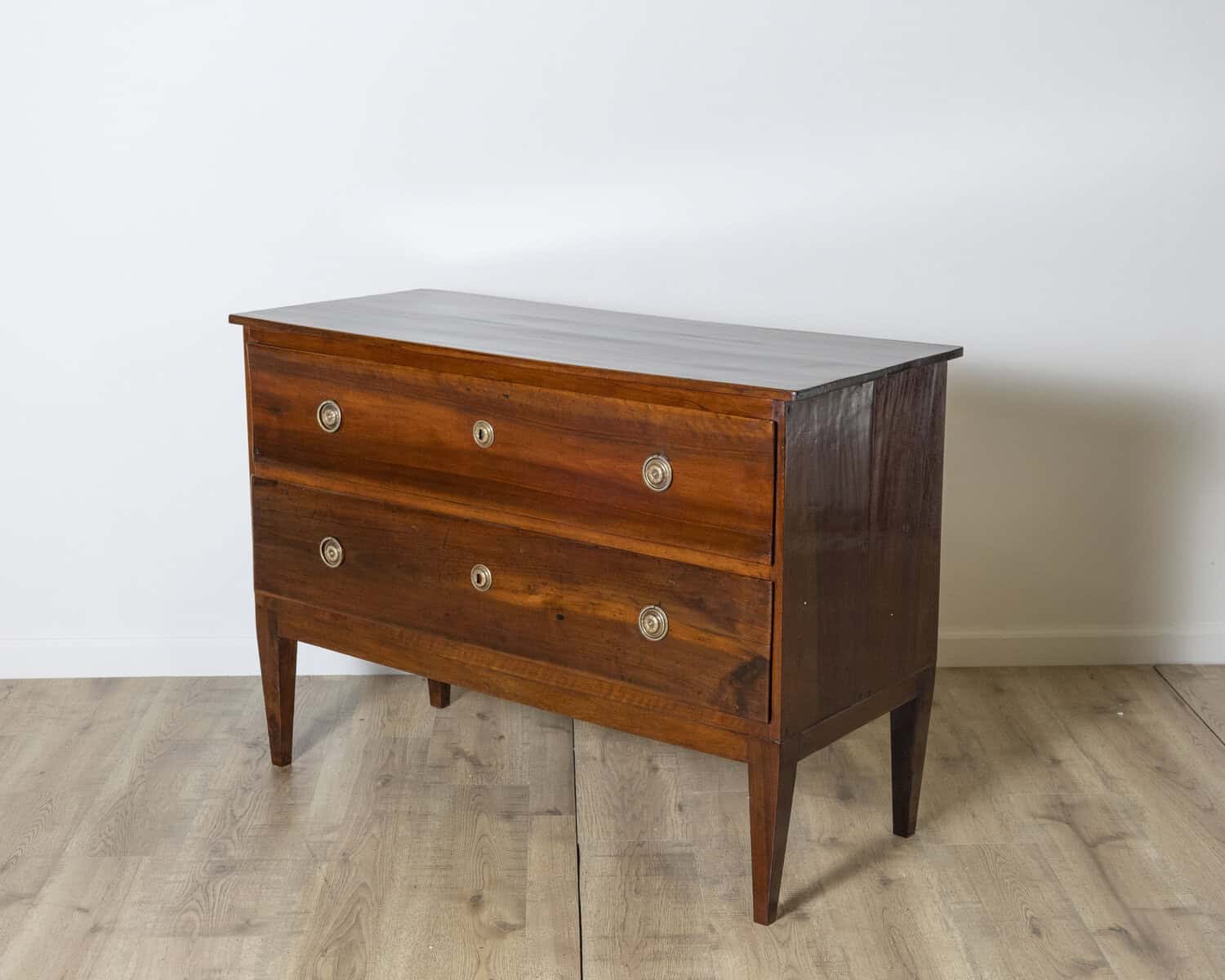 Antique Directoire Chest Of Drawers In Walnut - Italy 18th - JAA