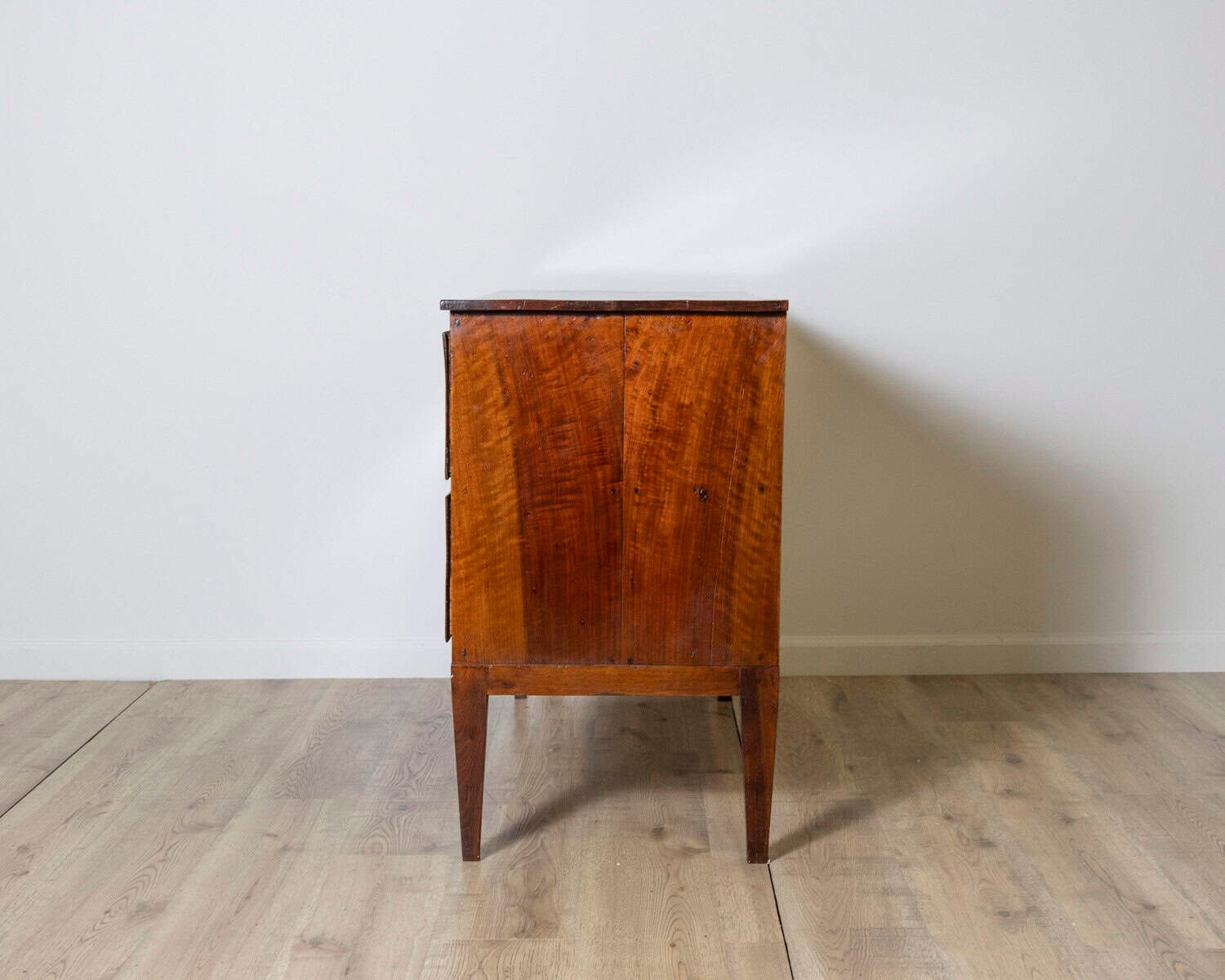 Antique Directoire Chest Of Drawers In Walnut - Italy 18th - JAA