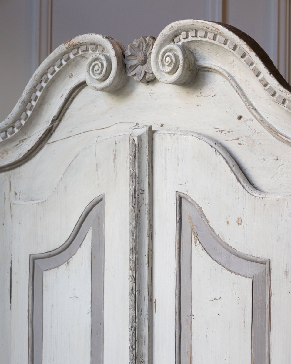19th-Century Alpine Painted Cupboard in White and Gray - JAA
