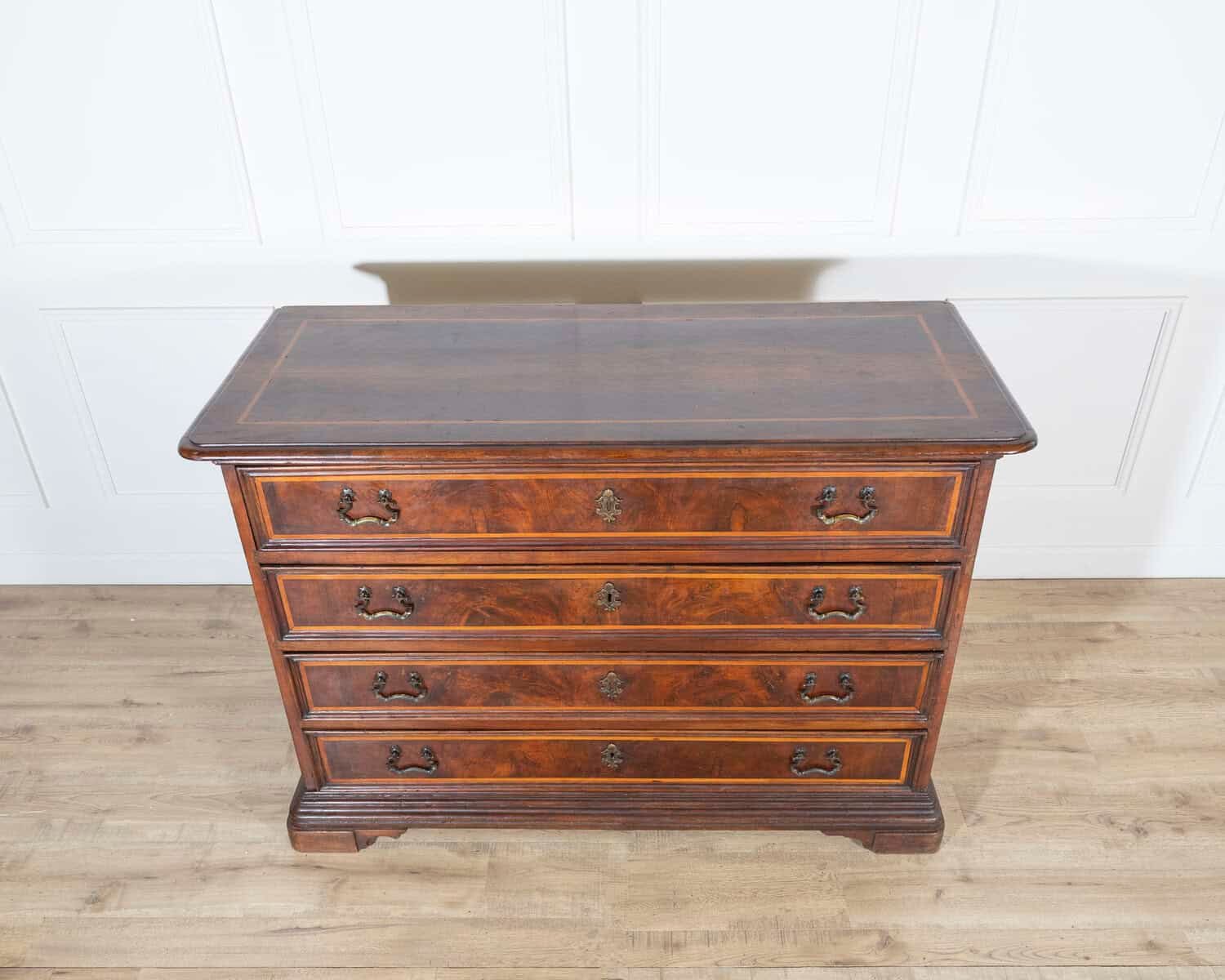 Early 18th-Century Emilian Walnut Chest of Drawers with Fruitwood Inlay - JAA