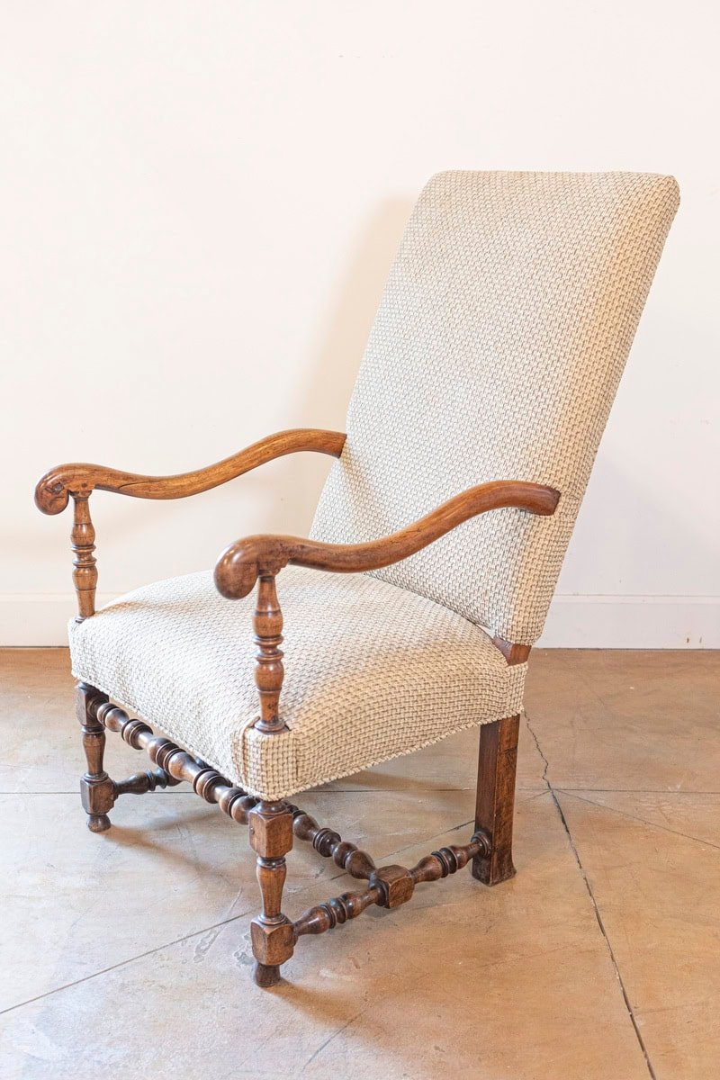 Louis XIII Style Walnut French Fauteuil with Scrolling Arms and Turned Base - JAA