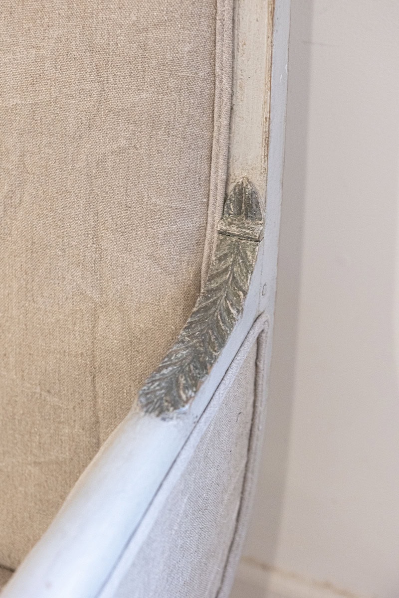 French Empire Style 19th Century Painted Wood Marquise with Carved Palmettes - JAA