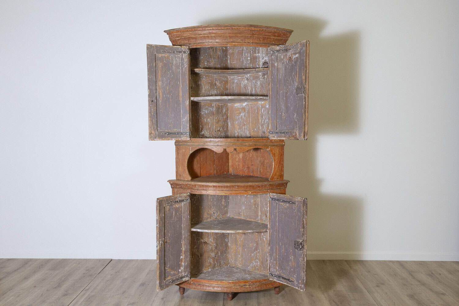 19th Century Swedish Corner Cabinet Circa 1830 - JAA