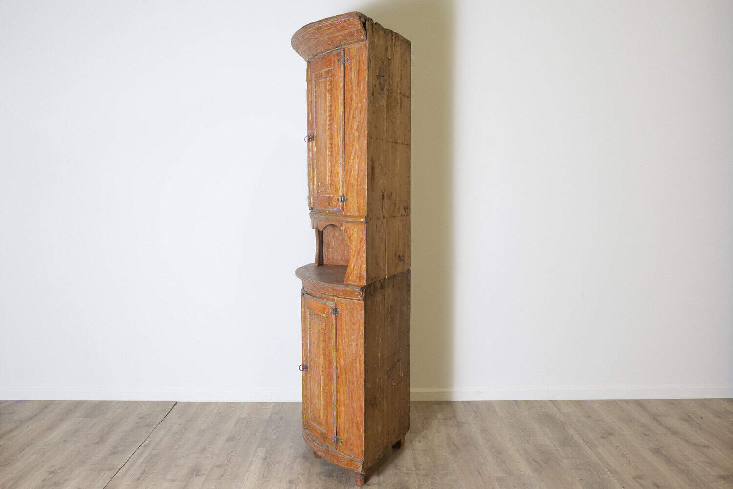 19th Century Swedish Corner Cabinet Circa 1830 - JAA