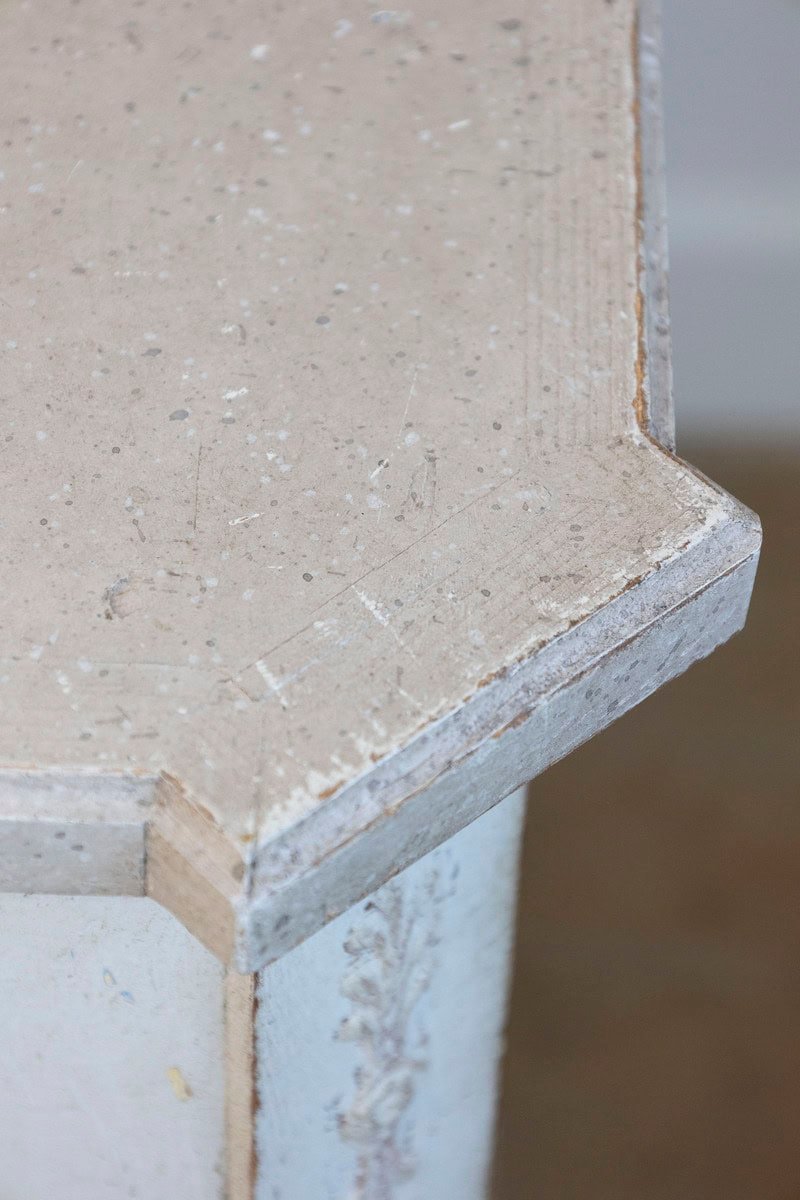 Swedish Gustavian Style 1890s Painted Three-Drawer Chest with Carved Foliage - JAA