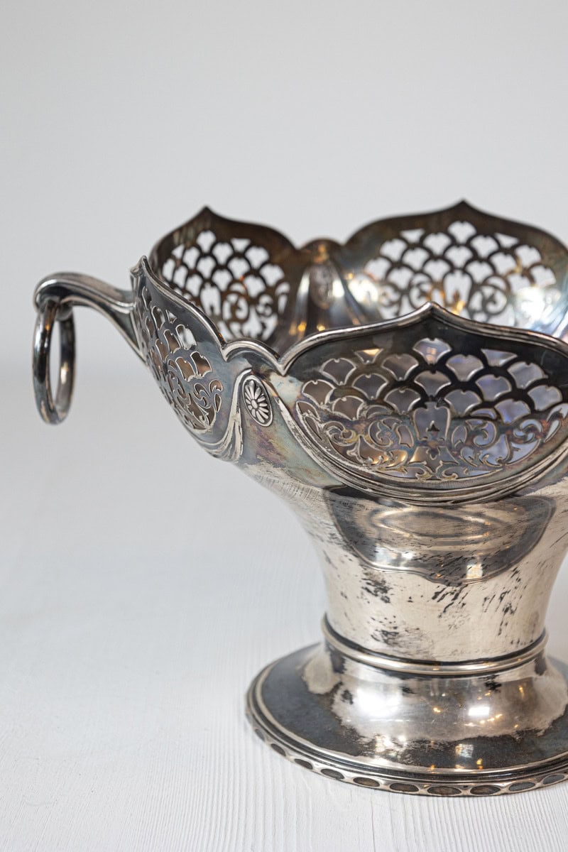 English 20th Century Silver Plated Potpourri Decorative Bowl with Openwork Top - JAA