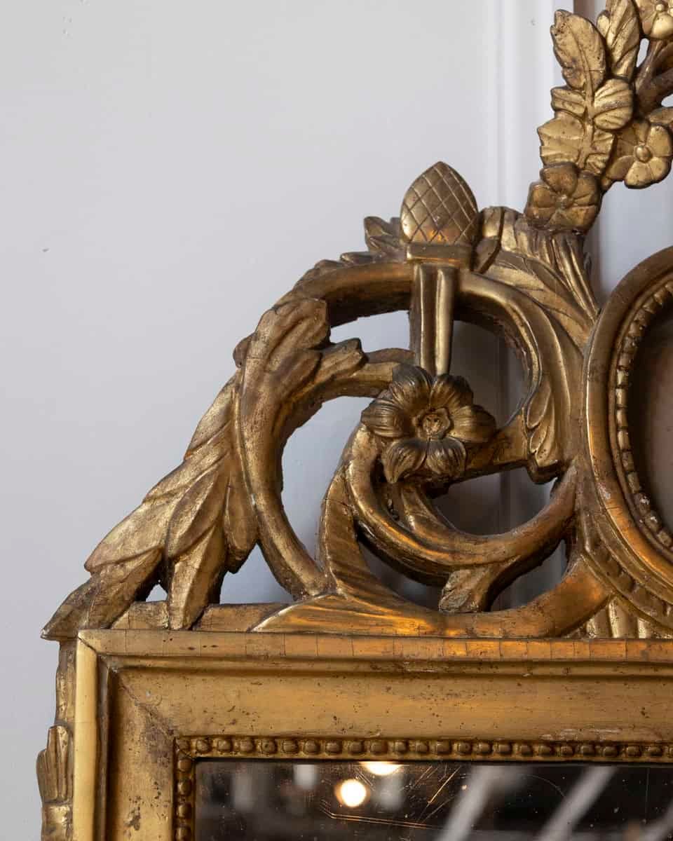 18th Century French Louis XVI Giltwood Mirror with Cherub Medallion - JAA