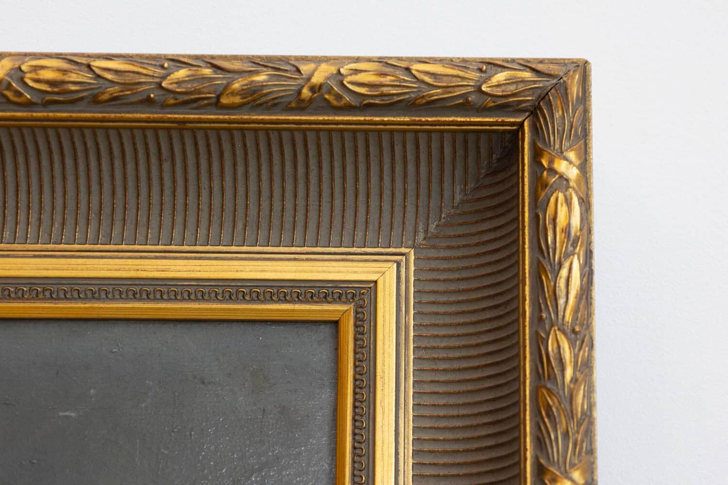 Italian Rococo 1770s Framed Still-Life Painting Depicting a Bouquet of Flowers - JAA