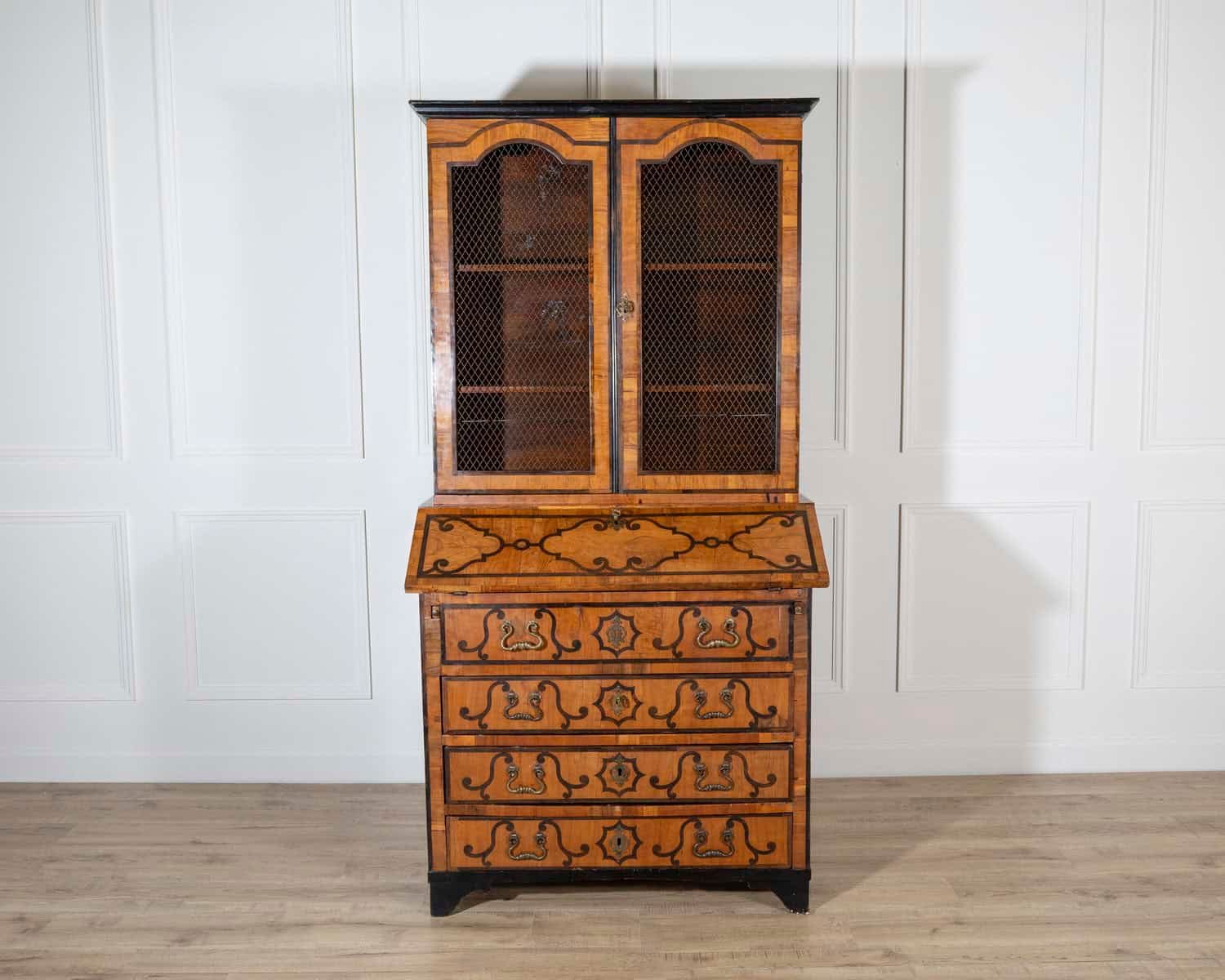 Veneered And Inlaid Italian Secretaire - 18th Century - JAA