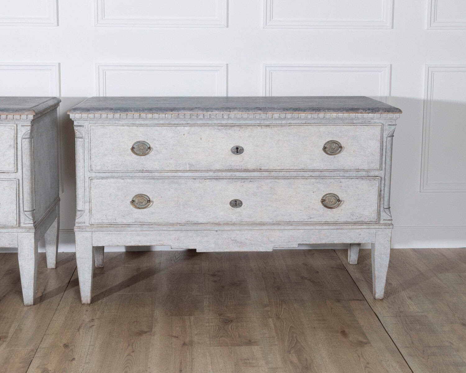 Pair of Danish Painted Chests of Drawers in Grey, circa Late 19th Century - JAA