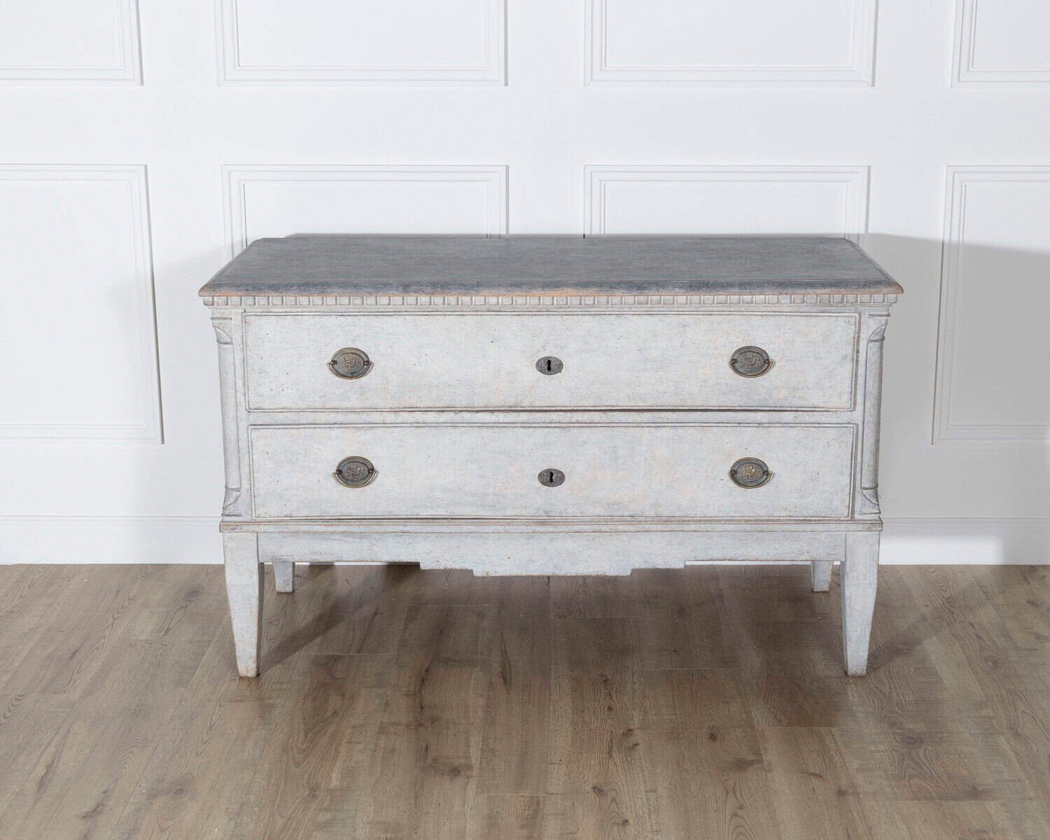 Pair of Danish Painted Chests of Drawers in Grey, circa Late 19th Century - JAA