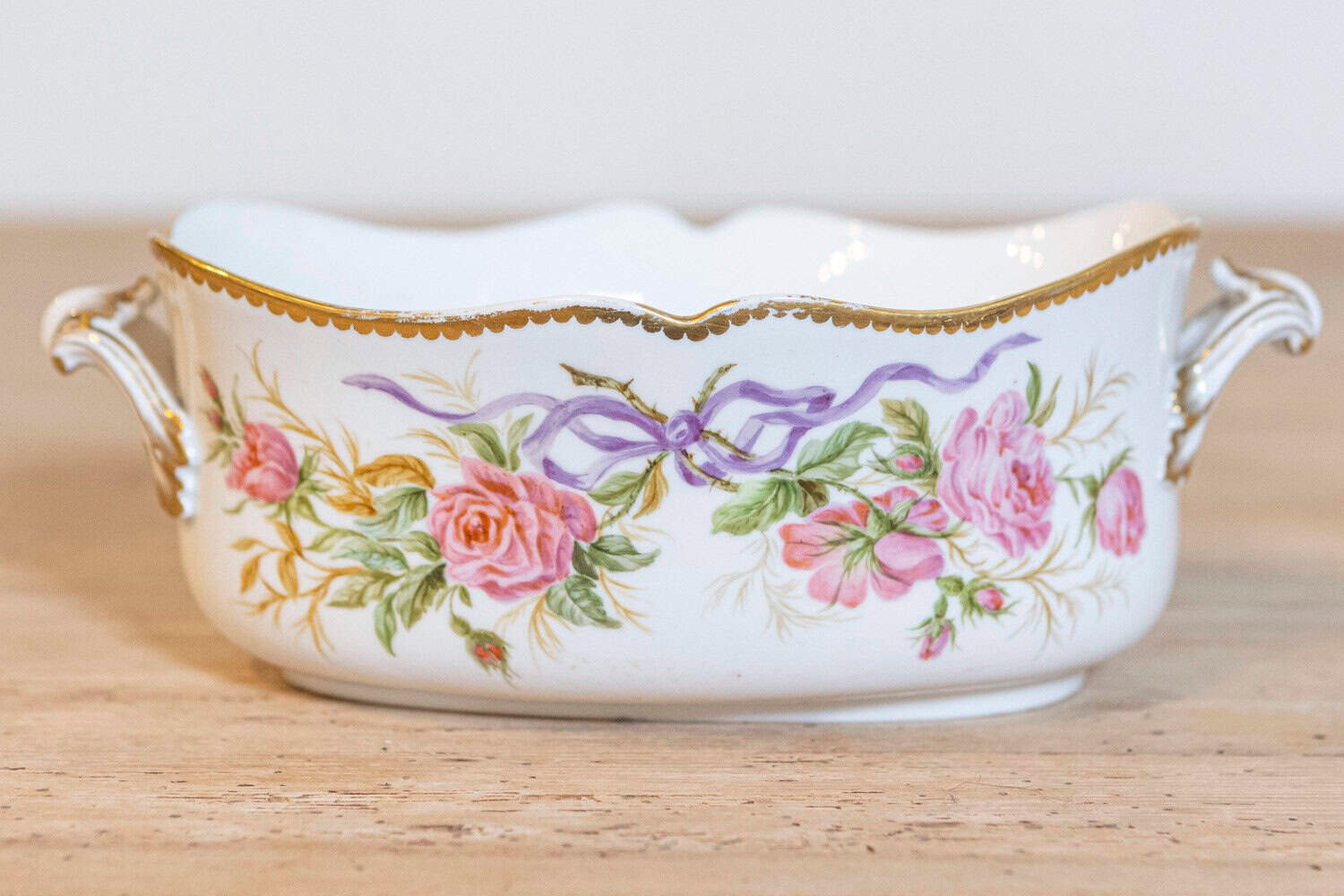 English Porcelain Bowls Depicting Bouquets of Pink Roses with Gilt Accents - JAA