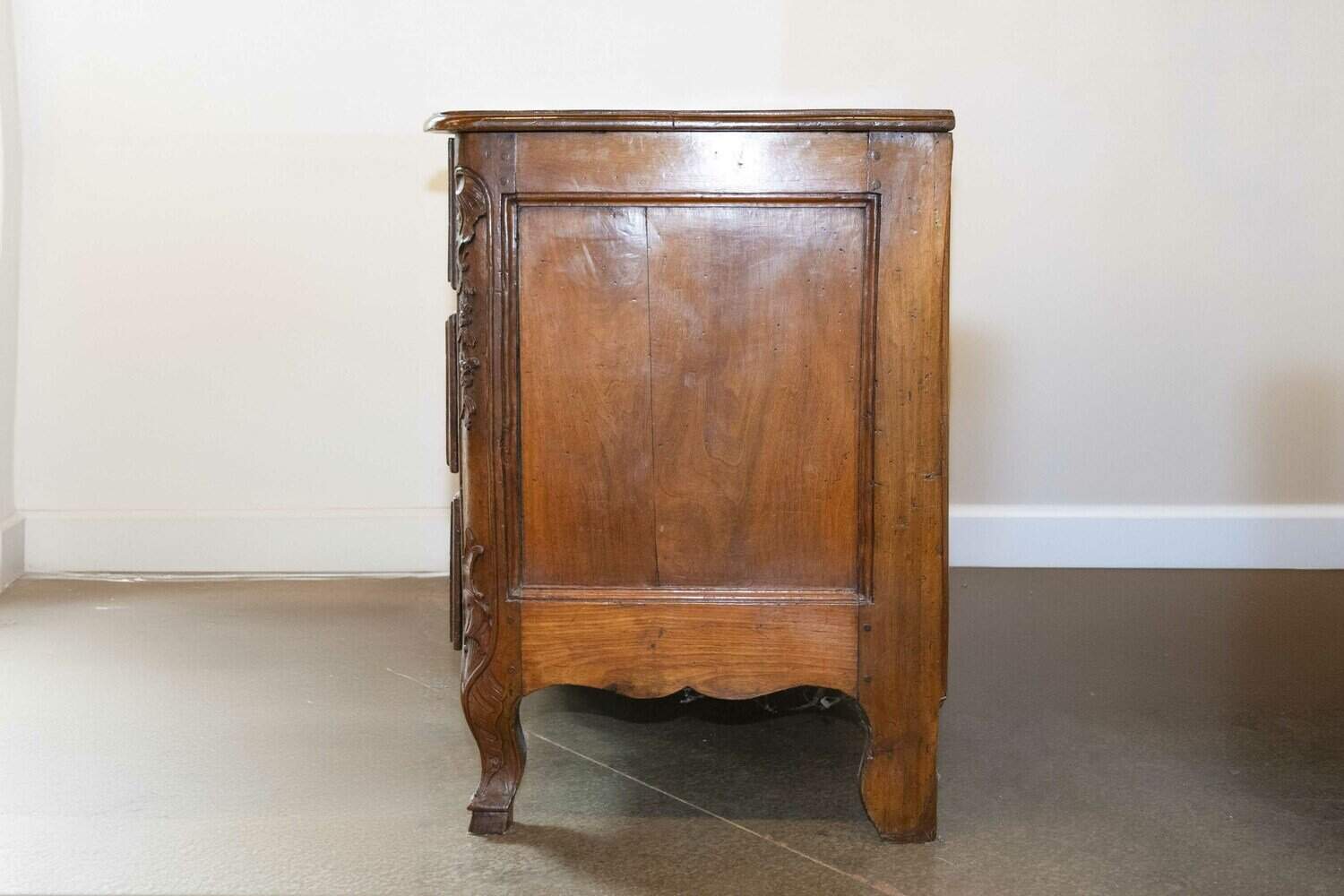 40% OFF at Checkout. French 1720s Regence Walnut Commode in the Manner of the Thomas and Pierre Hache - JAA