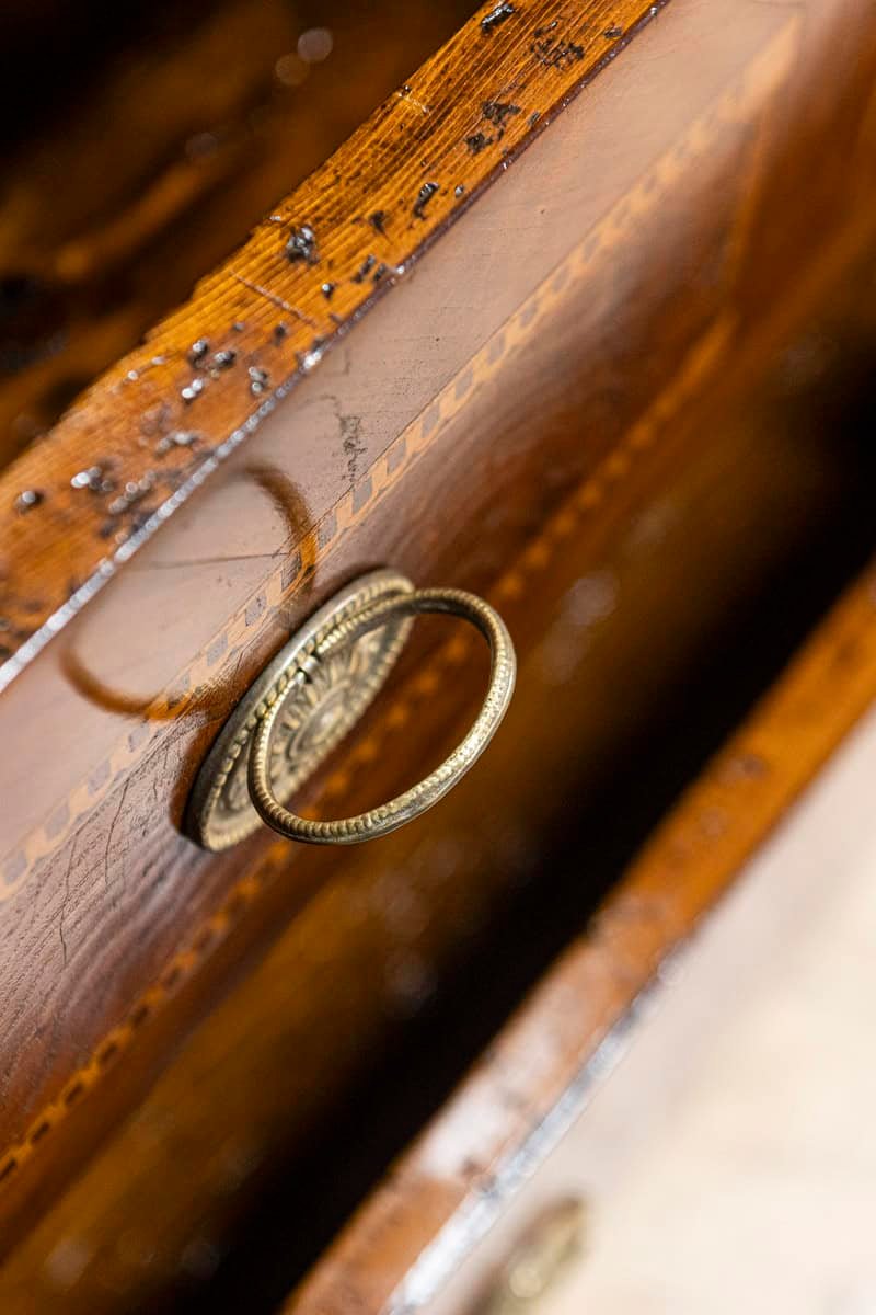 Italian 19th Century Walnut and Mahogany Three-Drawer Commode with Inlay - JAA
