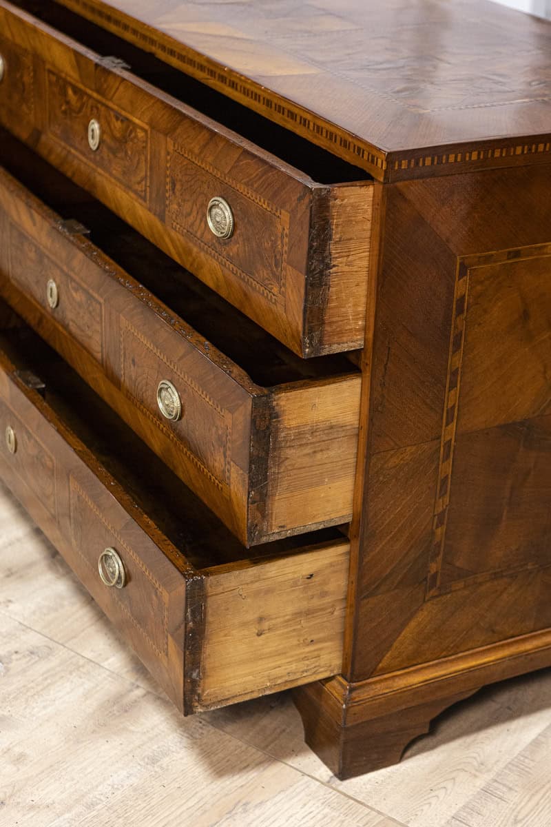 Italian 19th Century Walnut and Mahogany Three-Drawer Commode with Inlay - JAA