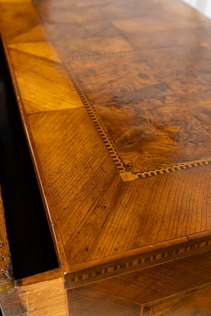 Italian 19th Century Walnut and Mahogany Three-Drawer Commode with Inlay - JAA