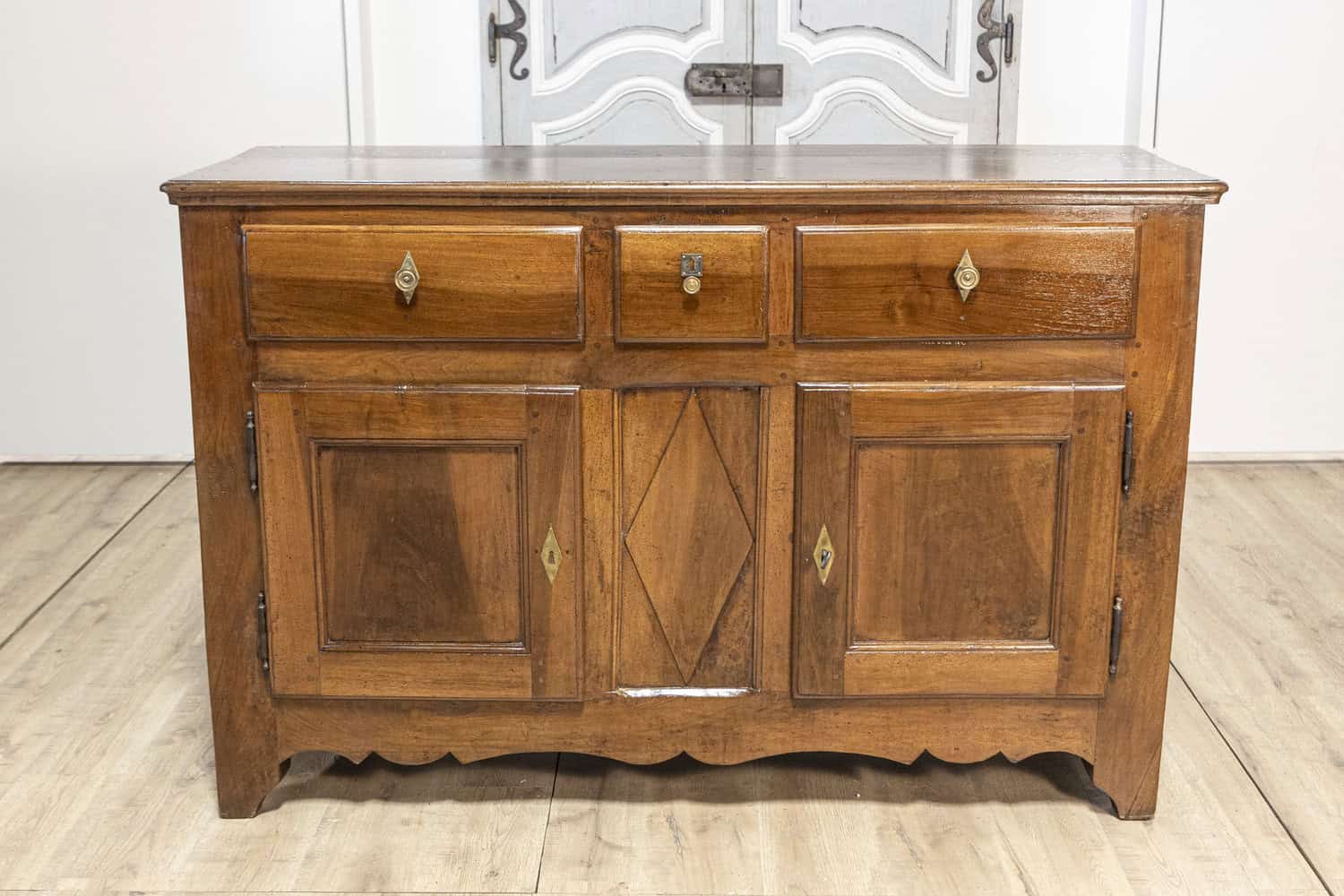 Italian Early 19th Century Walnut Three Drawers over Two Doors Buffet - JAA