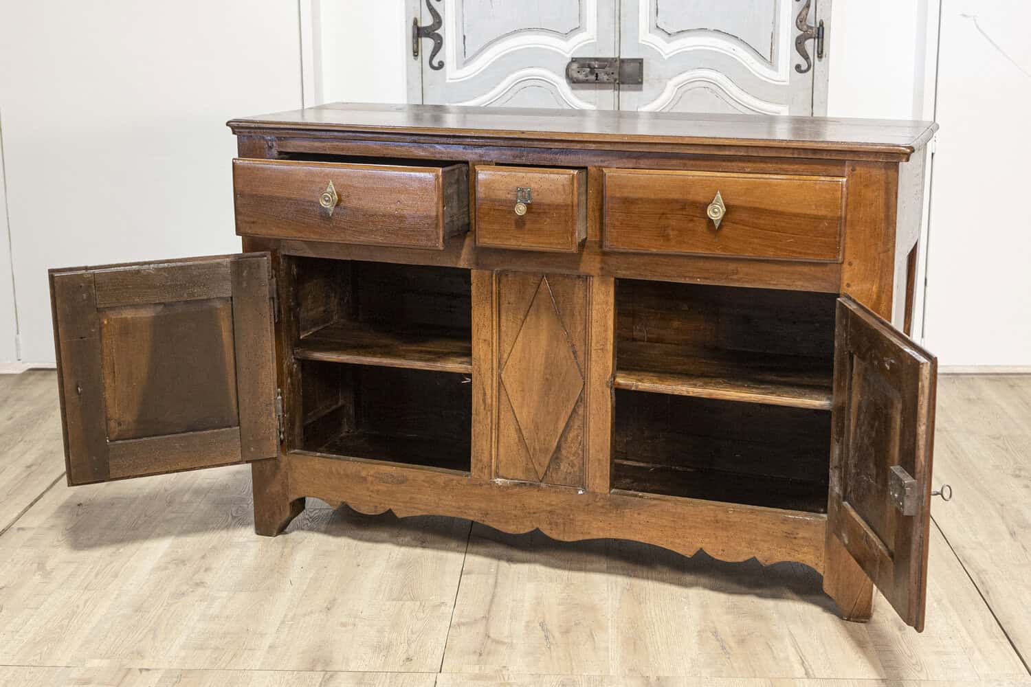 Italian Early 19th Century Walnut Three Drawers over Two Doors Buffet - JAA