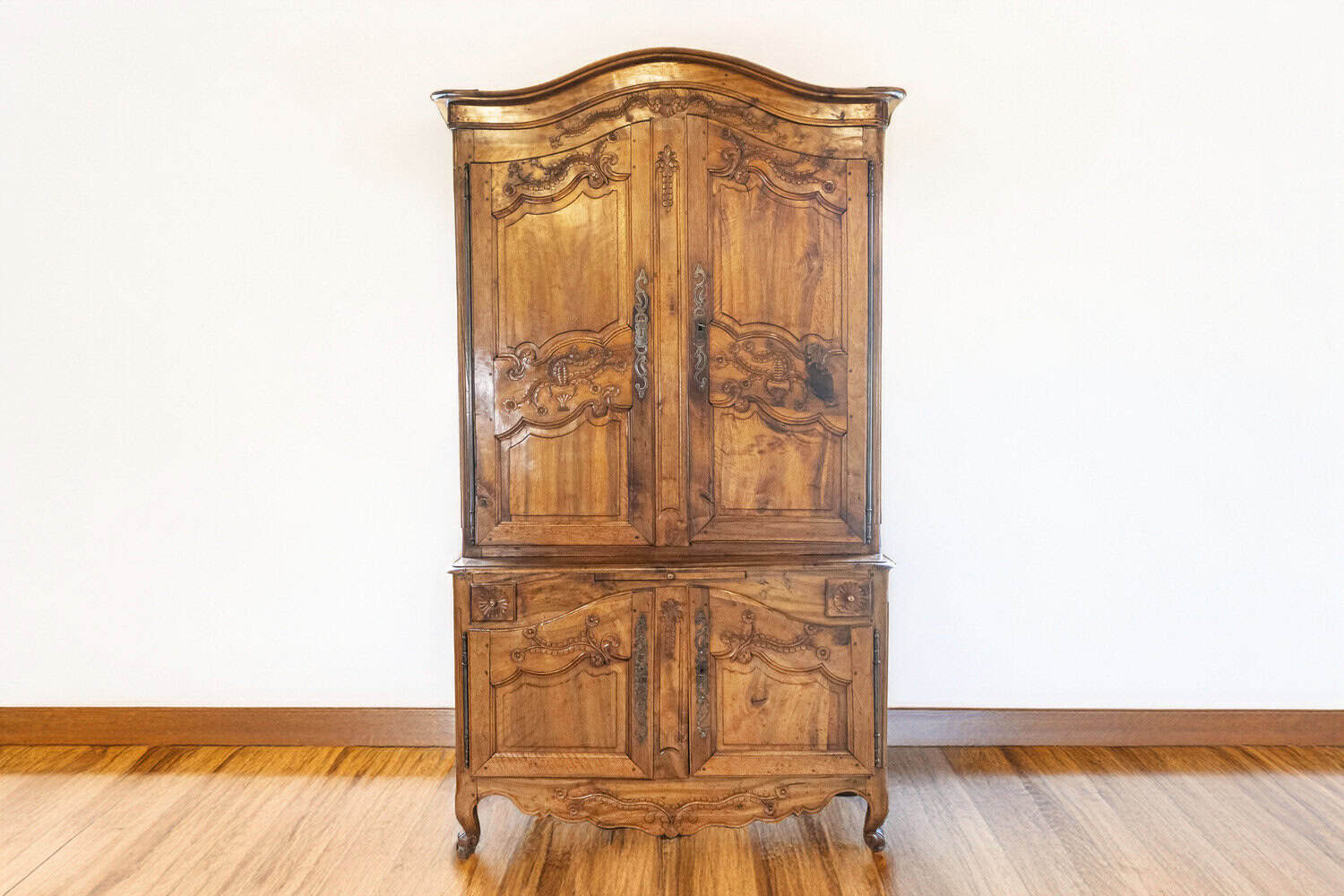 French 1750s Louis XV Walnut Floral Buffet à Deux-Corps from the Loire Valley - JAA