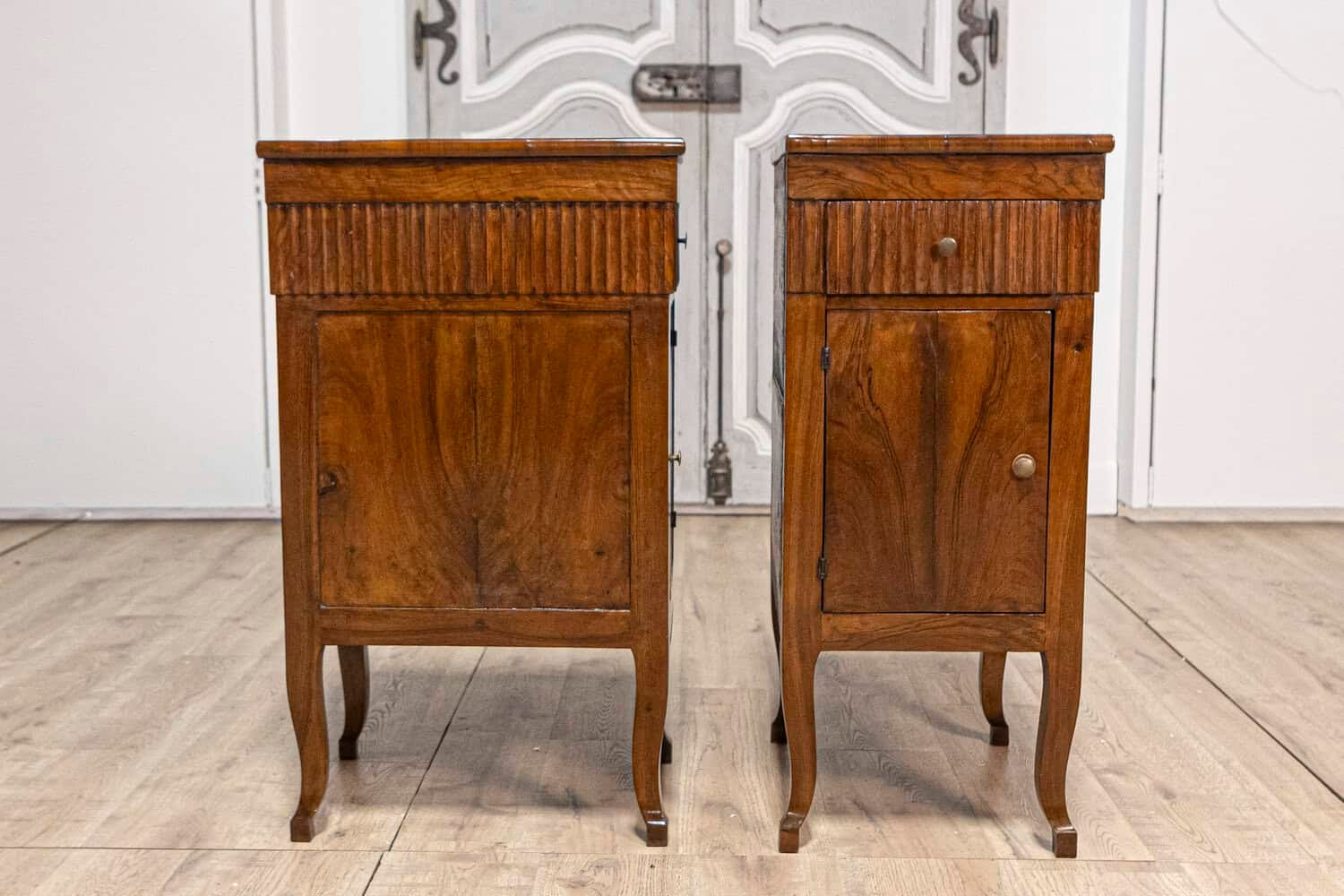 Pair of Italian 18th Century Walnut Bedside Chests with Carved Fluted Drawers - JAA