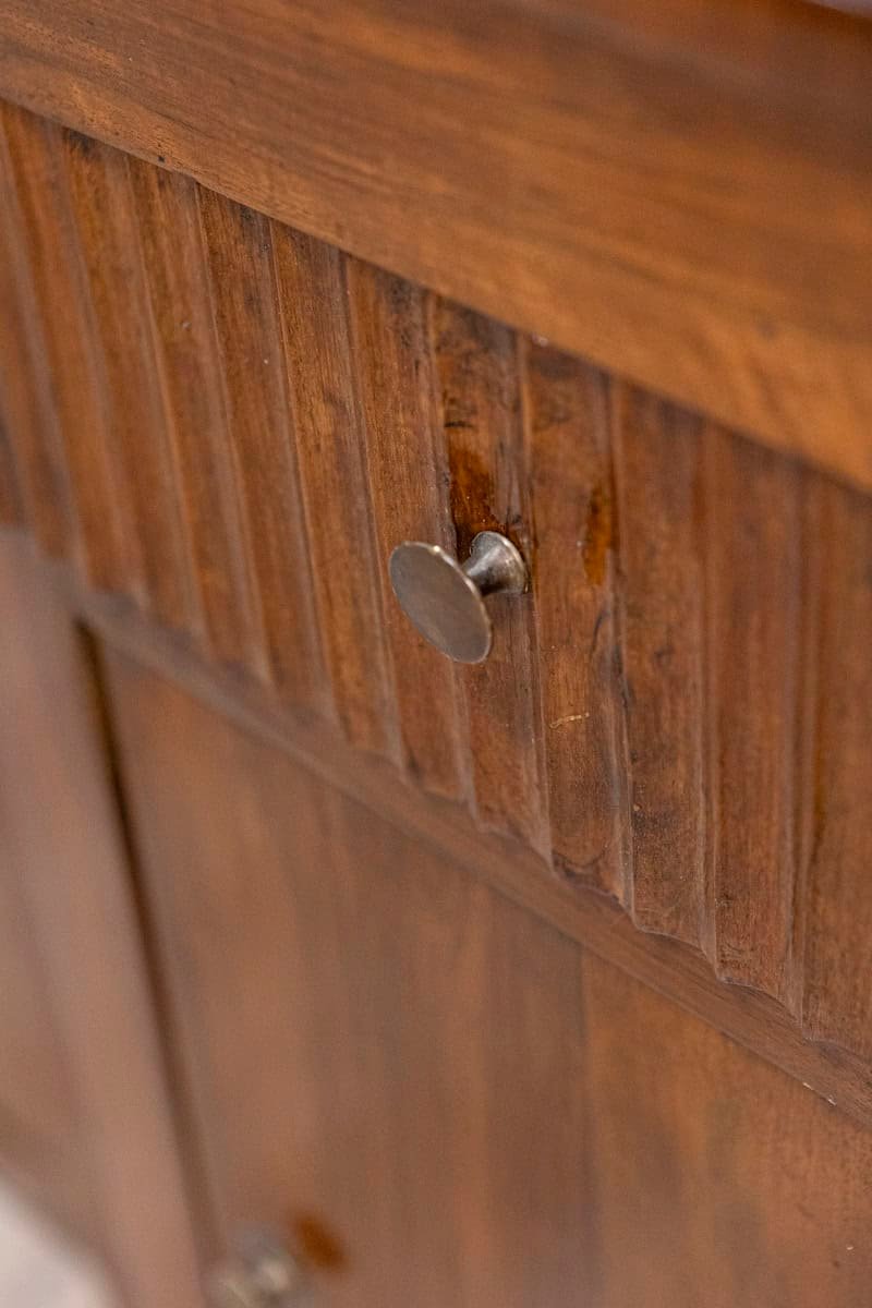 Pair of Italian 18th Century Walnut Bedside Chests with Carved Fluted Drawers - JAA