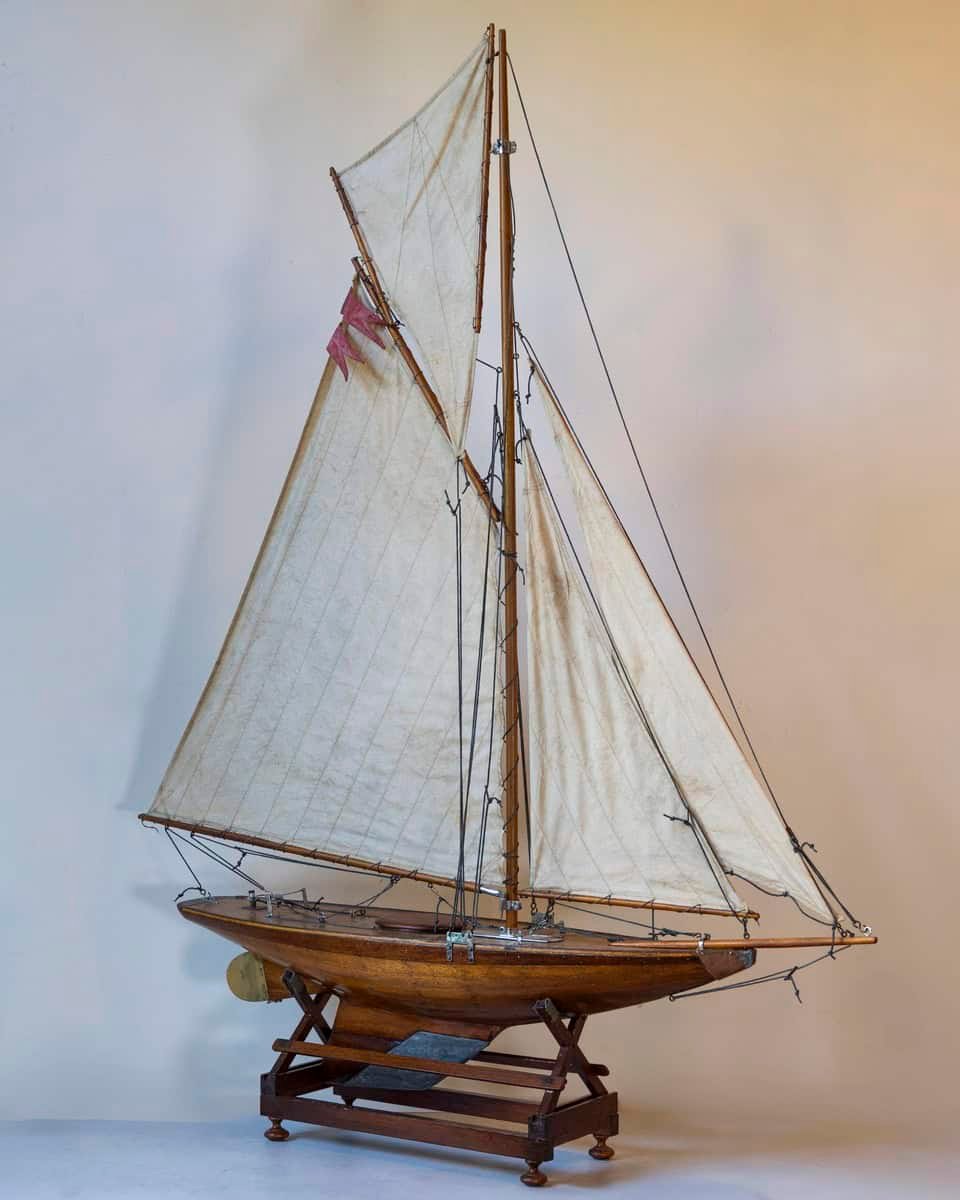 Early 20th Century, English Planked Pond Yacht - JAA