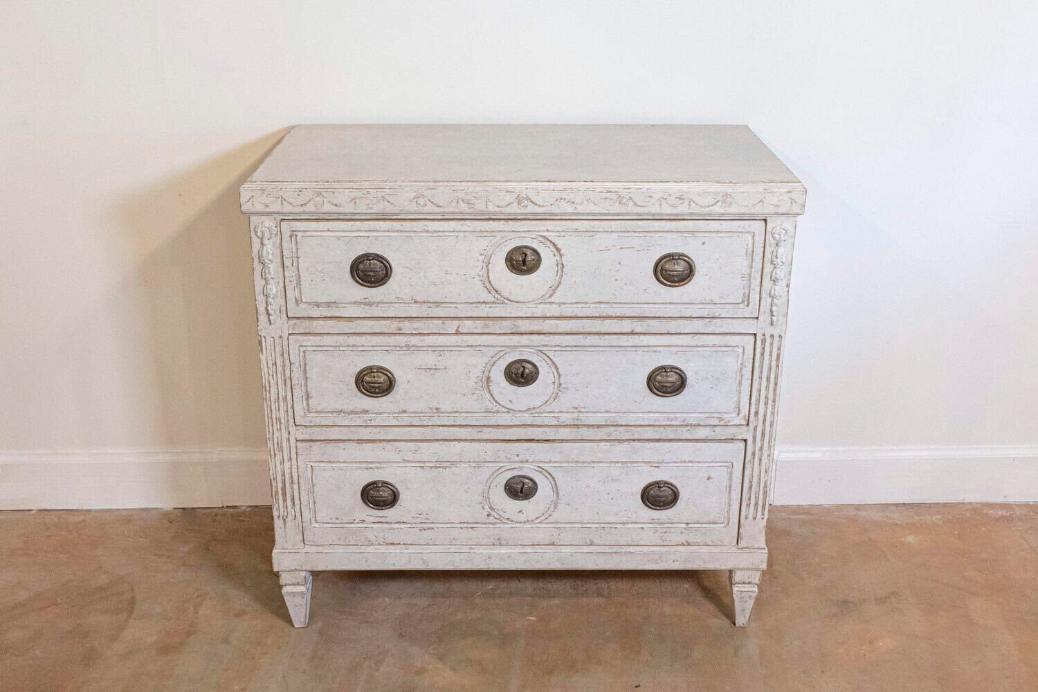 Swedish Gustavian Style 1880s Three-Drawer Painted Chest with Carved Décor - JAA