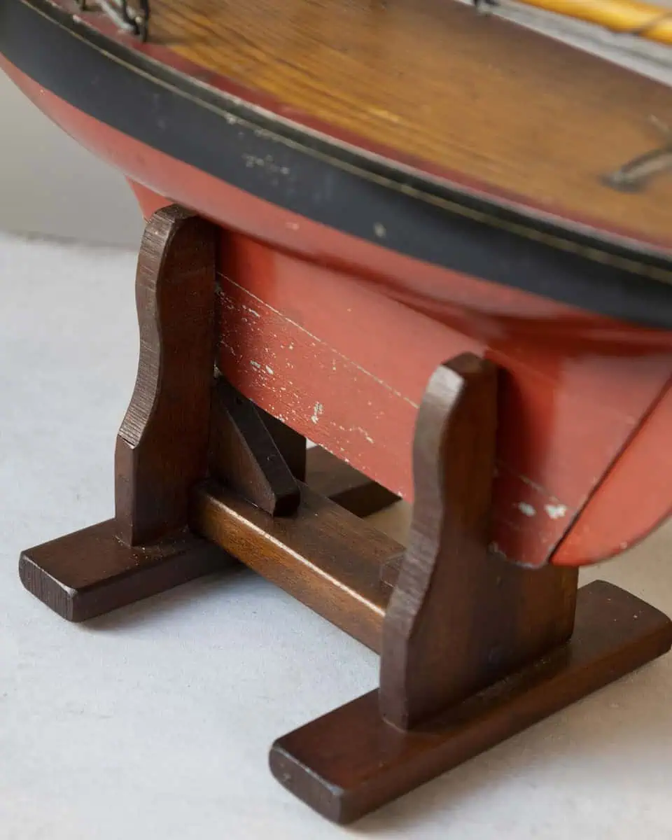 Early 20th Century Gamage’s Gaff Rigged Cutter Pond Yacht - JAA