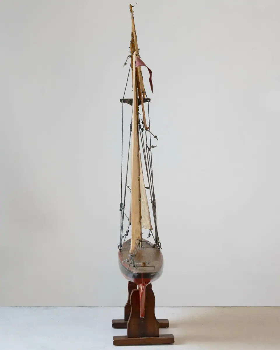 Early 20th Century Gamage’s Gaff Rigged Cutter Pond Yacht - JAA