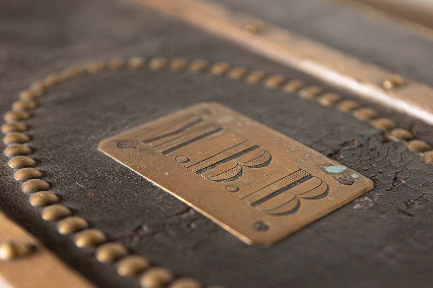 Early 20th-Century French Travel Trunk with Brass Hardware - JAA
