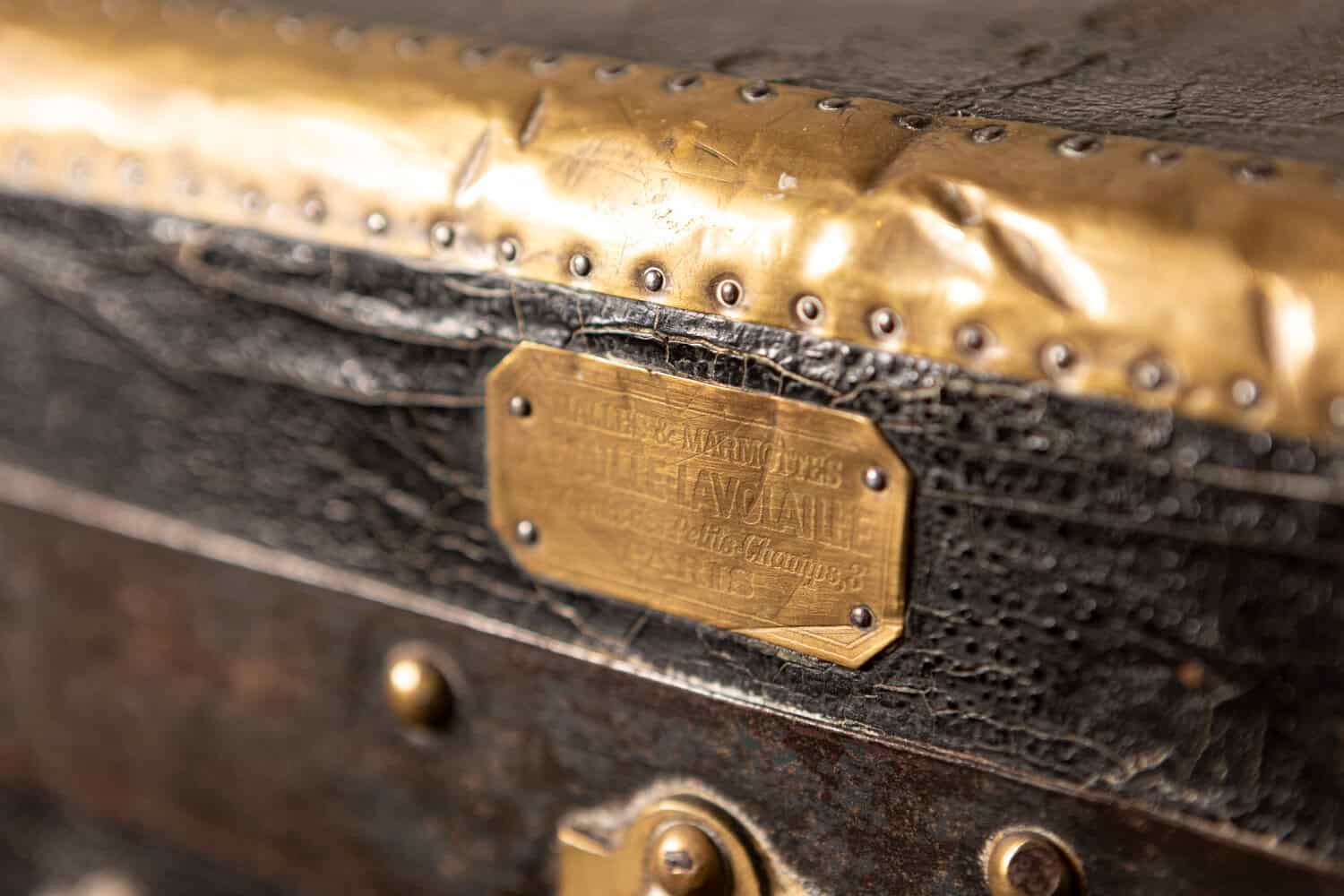 Early 20th-Century French Travel Trunk with Brass Hardware - JAA